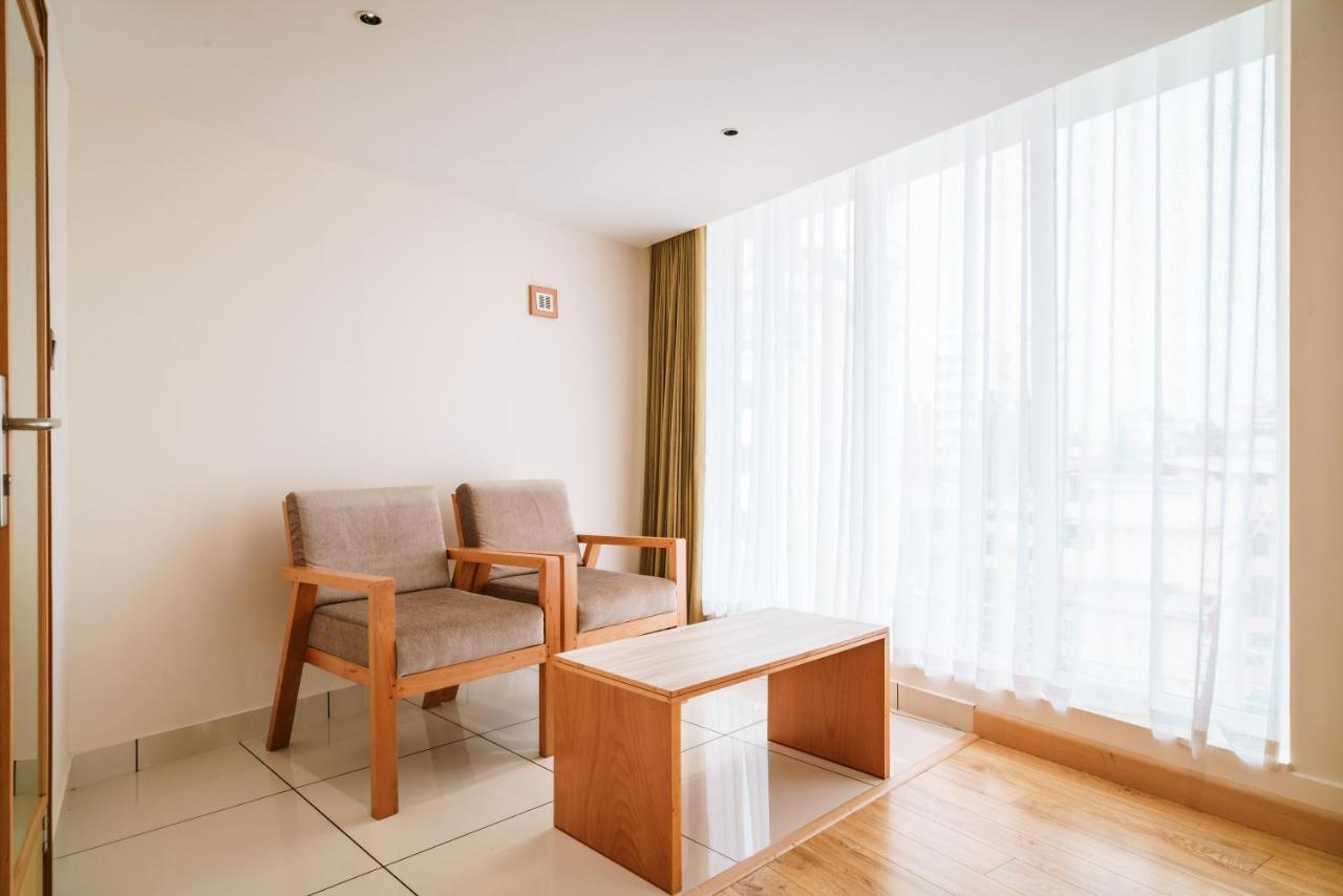 Townbridge Hotels & Suites Kochi 外观 照片
