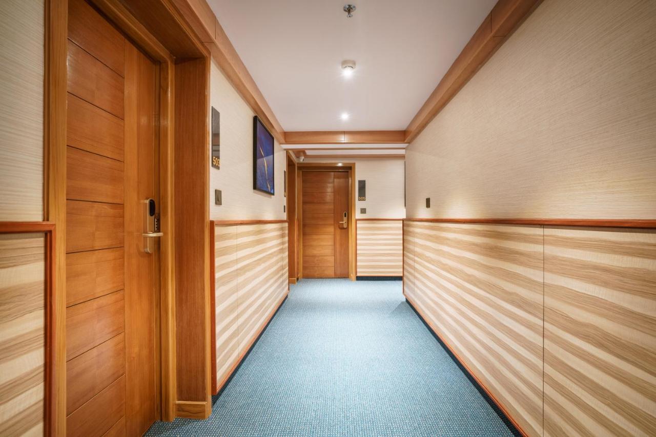 Townbridge Hotels & Suites Kochi 外观 照片