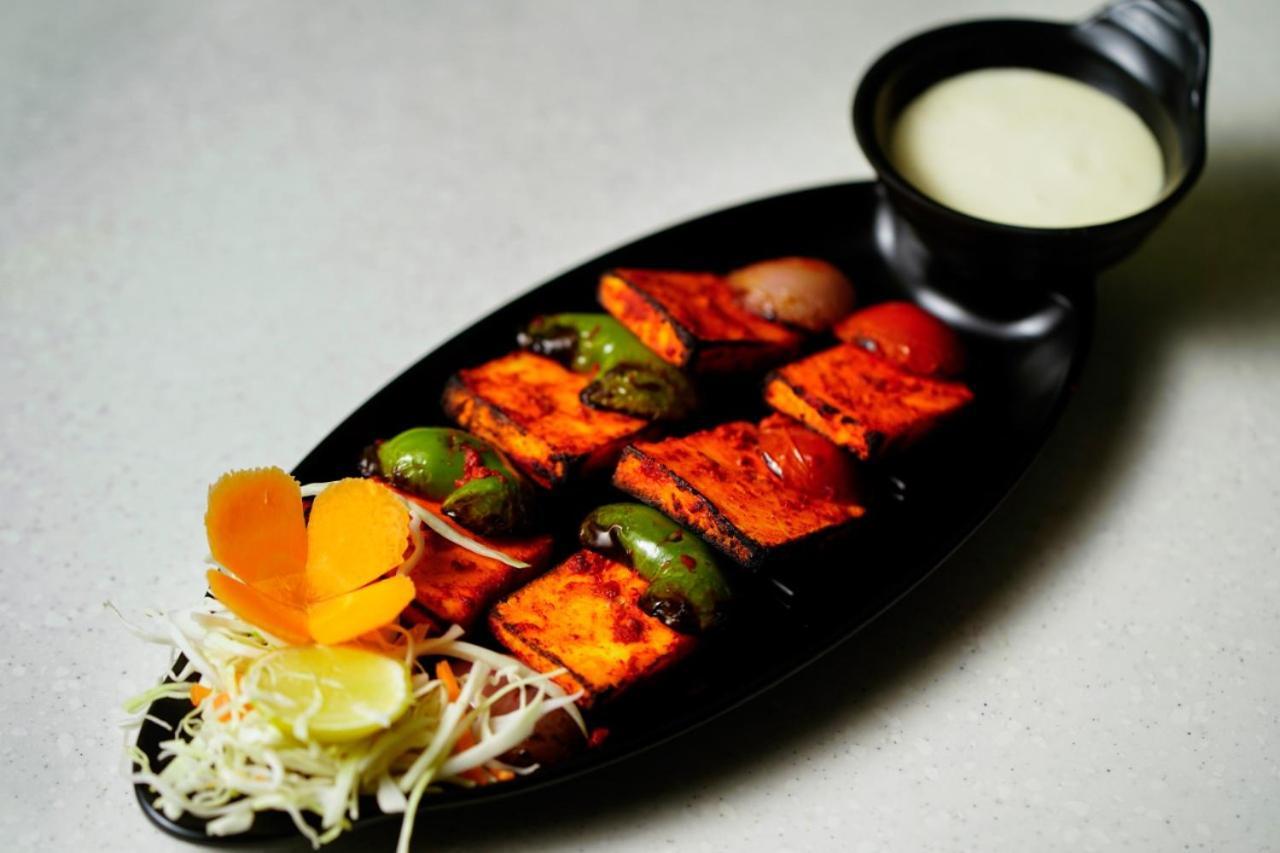 Townbridge Hotels & Suites Kochi 外观 照片